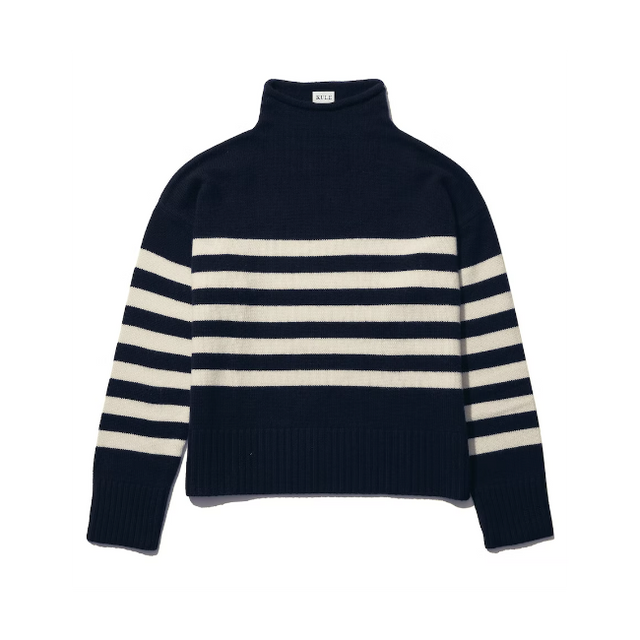 The Lucca in Navy/Cream